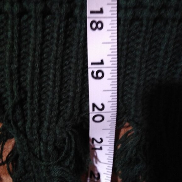Ltx distressed v-neck long sleeve green cropped junior's sweater - Picture 5 of 5